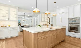 20 Marianne Rd, Darien, CT 06820