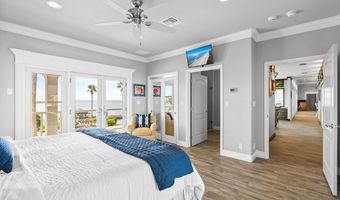 134 Bay Harbor Dr, Aransas Pass, TX 78336