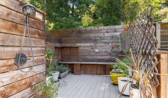 321 Valencia Rd, Aptos, CA 95003