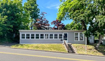 58 Shore Dr, Branford, CT 06405