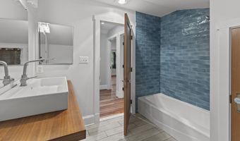 915 JACKSON St, Annapolis, MD 21403