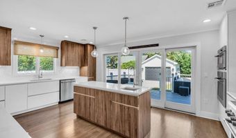 704 15th Ave, Belmar, NJ 07719