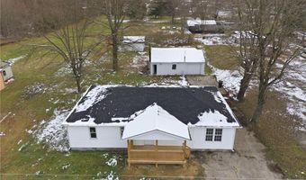 307 S Lawnview Dr, Austin, IN 47102