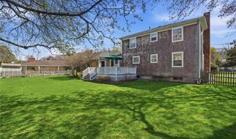 194 New Meadow Rd, Barrington, RI 02806