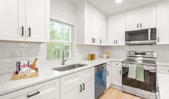 3208 June Dr, Charlotte, NC 28205