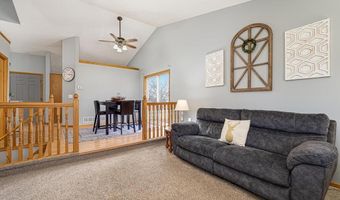 3326 Shasta Ave, Anoka, MN 55303