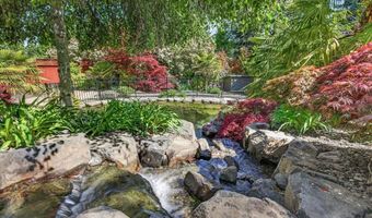 610 Orchard St, Ashland, OR 97520