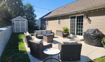 139 Frank Dr, Allen, PA 18067