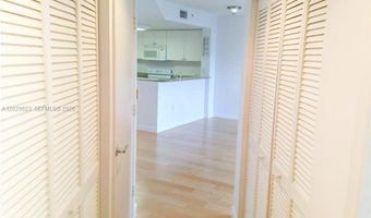 19501 W Country Club Dr 1511, Aventura, FL 33180