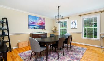 6 Valley Ct, Bethel, CT 06801