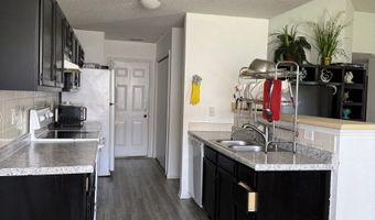 8113 Maple Stream Ln, Indianapolis, IN 46217