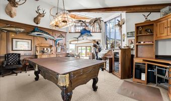 523 Lathrop Ave, Algonac, MI 48001