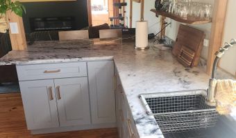 205 Cedar Circle Ter, Alma, KS 66401