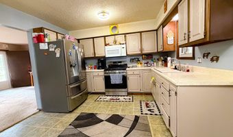 4720 State Highway 39, Aurora, MO 65605