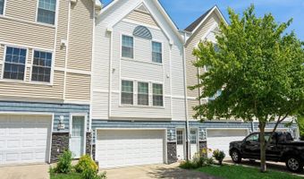 1246 SE Village View Ln, Ankeny, IA 50021