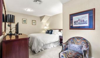 2730 W CHEW St, Allentown, PA 18104