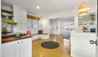 317 Olomana St C, Kailua, HI 96734