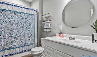 826 Barnes St, Albertville, AL 35950