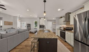 4885 REPUBLIC Dr, Ashland, MO 65010