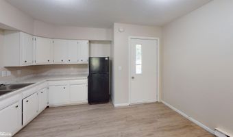 100 E 1St Ave, Arthur, IA 51431