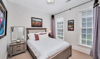 705 LYLES Ln, Alexandria, VA 22314