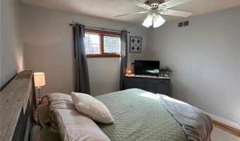 505 NW Bergen St, Adams, MN 55909