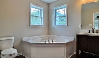 360 Rainbow Ln, Asbury, WV 24916