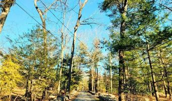 196 Angell Rd 1, Lincoln, RI 02865