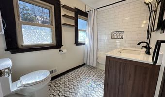 21 Elgin Ave, Bethel, CT 06801