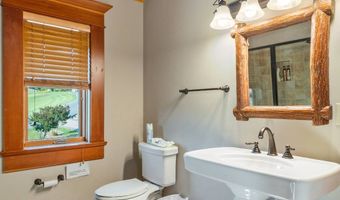 300 Eagle Point Dr, Albany, KY 42602