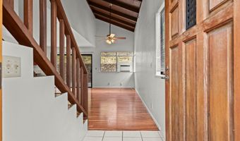 98-588 Kilinoe St 101, Aiea, HI 96701