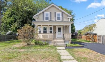 15 Spruce Ave, Cranston, RI 02910