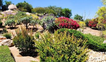 28306 Crescent Hill Way, Escondido, CA 92026