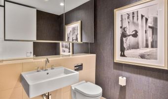 920 I St NW #704, Washington, DC 20001