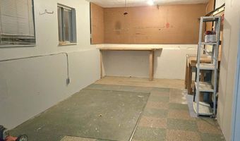 30 CLARK Dr, Barrington, NJ 08007