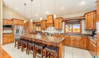 435 N Chestnut Blvd, Brandon, SD 57005