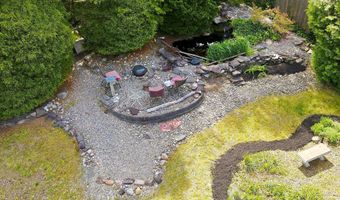 28 Westwood Dr, Bayville, NJ 08721