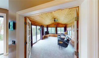 2704 Campus Ln, Albert Lea, MN 56007