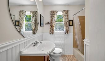 24 Toole Dr, Branford, CT 06405