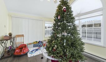 237 Broadmore Cir, Angola, IN 46703