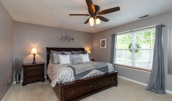6485 Barberry Dr, Avon, IN 46123