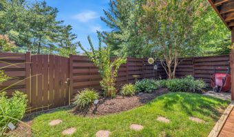 21178 WILDFLOWER Sq, Ashburn, VA 20147