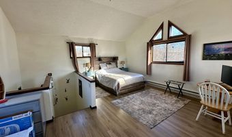 182 Claremont Dr, Albrightsville, PA 18210