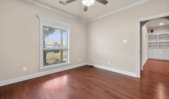 164 Crystal Lake Rd, Austin, AR 72007