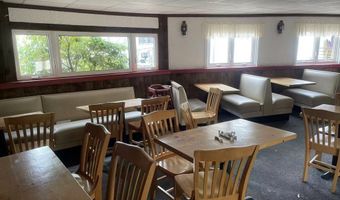 517 Main St, Barnstable, MA 02601