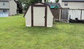 1102 Heritage Ln, Angola, IN 46703