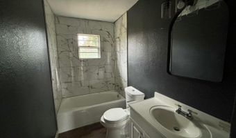 685 S 9th St, Batesville, AR 72501