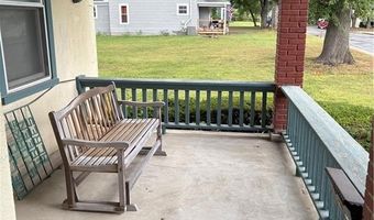 1404 S 8th St, Atchison, KS 66002