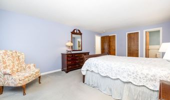 83 Peach Tree Ln, Bristol, CT 06010