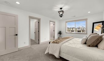 818 SE 35TH St, Battle Ground, WA 98604